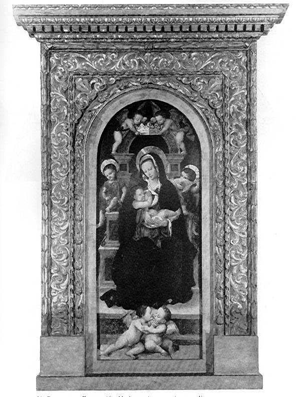 Defendente Ferrari (1480/85-post 1540), attr., Madonna con Bambino in trono e angeli (primo quarto del XVI secolo), tavola, cm 149x63. Istituto di Belle Arti-Museo Leone di Vercelli, in deposito presso il Museo Francesco Borgogna, inv. 98, cat. 1969, no. 31.